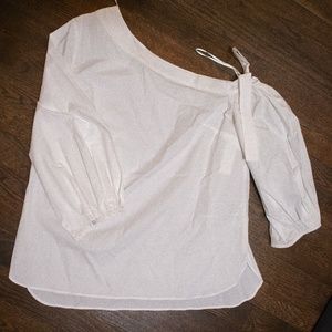 *****BRAND NEW***** One Shoulder Bow Top